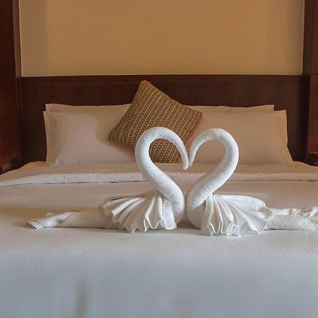 Lucky Inn Residency باتايا المظهر الخارجي الصورة
